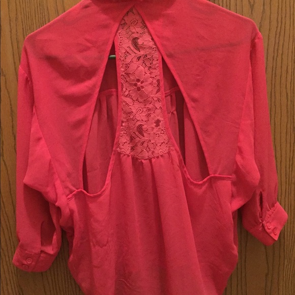 open back sheer blouse Size  S - Picture 2 of 2